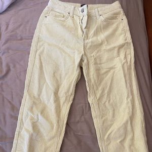 BDG yellow Corderoy pants!!